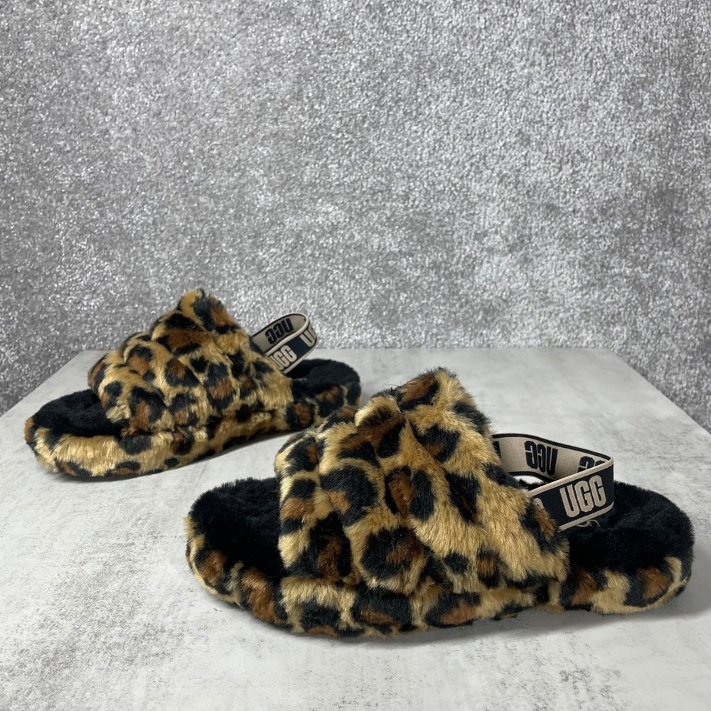 UGG Fluff Yeah Slides Girls Size 6 Slippers Leopard Print Faux Fur Platform